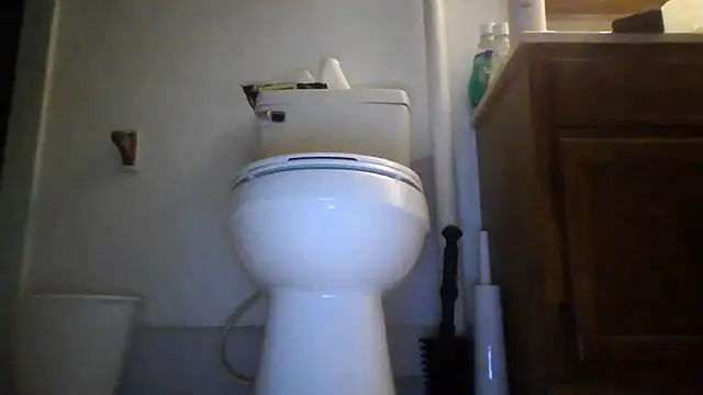 Snapshot of ReeferMadness59 chatting on October 2025 02:17:02 AM ReeferMadness59 online show from October 2025 02:17:02 AM