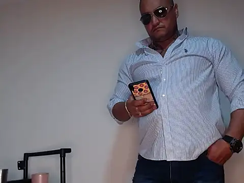 hardrock982 online show from October 2025 01:52:01 PM