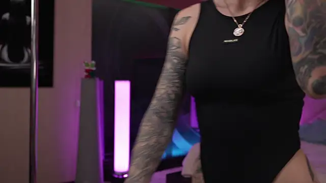 GirlGogo online show from December 2024 01:39:02 AM