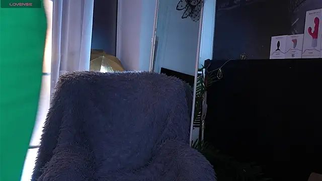 SofiaFoster  online show from January 2026 06:17:01 AM