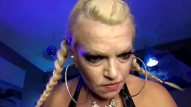 Snapshot of marilyn420 chatting on December 2025 08:30:02 AM marilyn420 online show from December 2025 08:30:02 AM