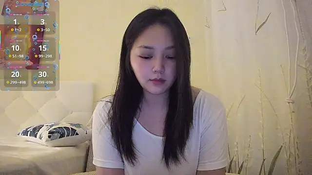 small Eva online show from June 2026 03:36:01 PM