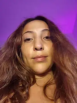 VickyHoult online show from March 2025 12:00:02 AM