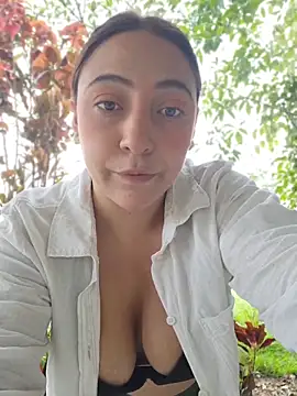 VickyHoult online show from April 2026 08:29:01 PM