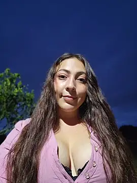 VickyHoult online show from May 2026 11:21:01 PM