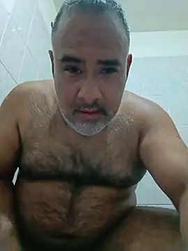 Snapshot of PhillDrake11 chatting on May 2026 04:07:02 AM PhillDrake11 online show from May 2026 04:07:02 AM