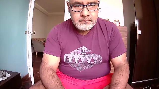 Snapshot of PhillDrake11 chatting on May 2026 04:26:01 PM PhillDrake11 online show from May 2026 04:26:01 PM