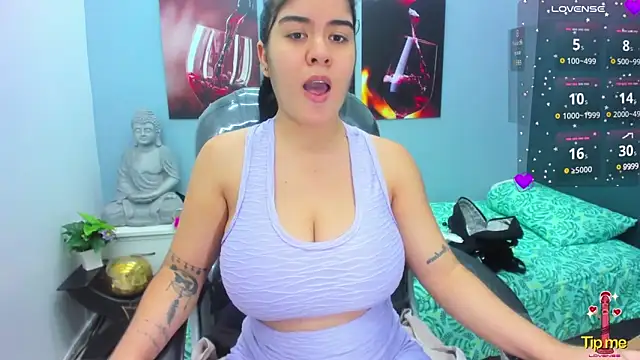 pearl weet online show from February 2025 05:38:02 PM