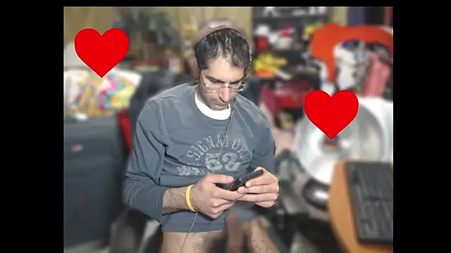 Snapshot of Gsmile1 chatting on February 2025 07:17:02 PM Gsmile1 online show from February 2025 07:17:02 PM