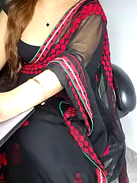 Snapshot of aliyaah_singh chatting on January 2025 10:05:01 PM aliyaah singh online show from January 2025 10:05:01 PM