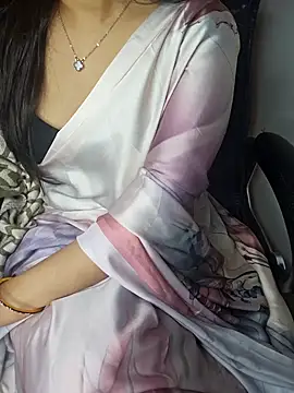 Snapshot of aliyaah_singh chatting on January 2026 05:27:02 PM aliyaah singh online show from January 2026 05:27:02 PM