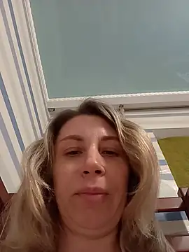 Snapshot of MissisMilk chatting on June 2026 02:40:01 PM MissisMilk online show from June 2026 02:40:01 PM