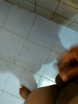 dinesh682 online show from November 2025 07:56:02 PM