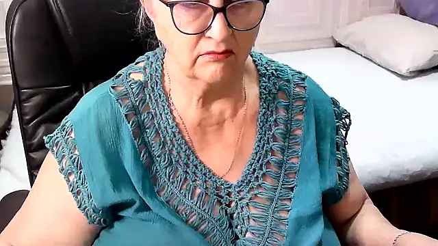 LolkaAlyss online show from February 2026 07:08:01 PM