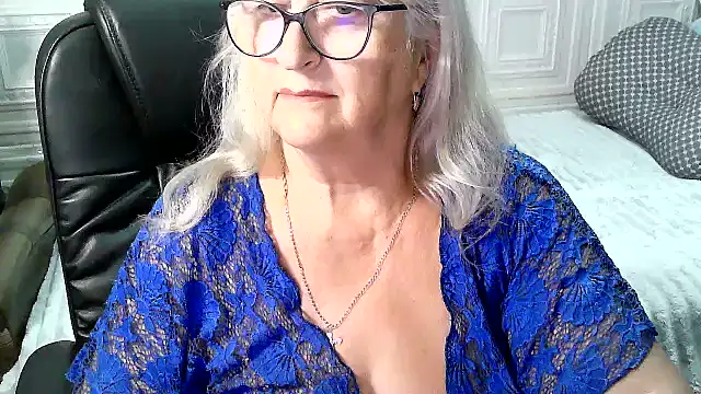 LolkaAlyss online show from July 2026 08:56:01 PM