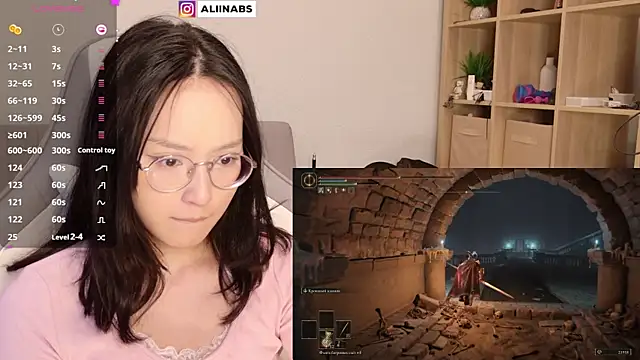 Snapshot of aliiiiiina chatting on January 2025 01:50:01 AM aliiiiiina online show from January 2025 01:50:01 AM