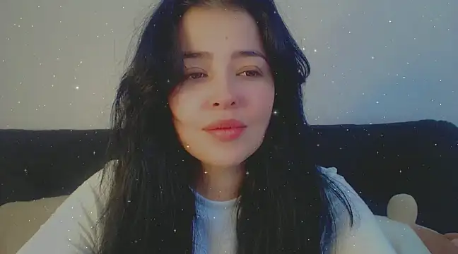 Snapshot of Aleska__Bell chatting on February 2025 03:21:02 PM Aleska  Bell online show from February 2025 03:21:02 PM