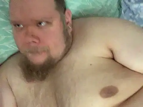 Snapshot of JefBear chatting on January 2025 02:06:01 PM JefBear online show from January 2025 02:06:01 PM