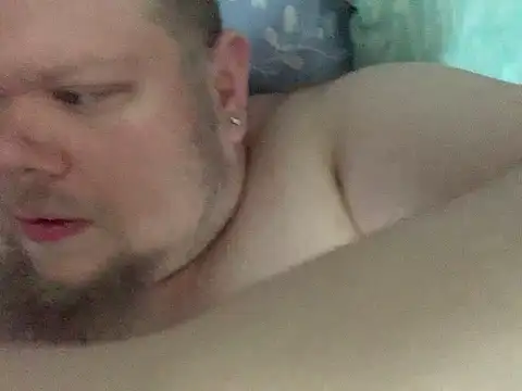 Snapshot of JefBear chatting on February 2025 03:19:01 PM JefBear online show from February 2025 03:19:01 PM