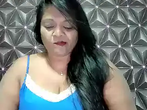 Snapshot of IndianDelia chatting on October 2025 07:04:02 PM IndianDelia online show from October 2025 07:04:02 PM