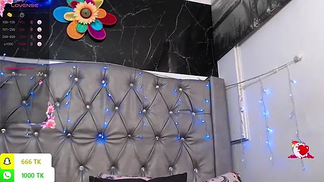 LAILAGUMMY online show from July 2026 03:01:02 PM