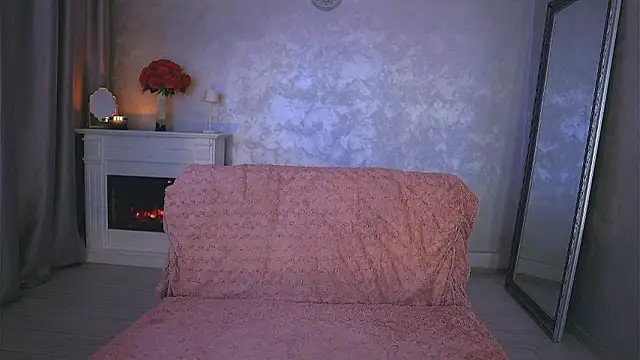 Michelle90u online show from February 2026 07:56:01 PM