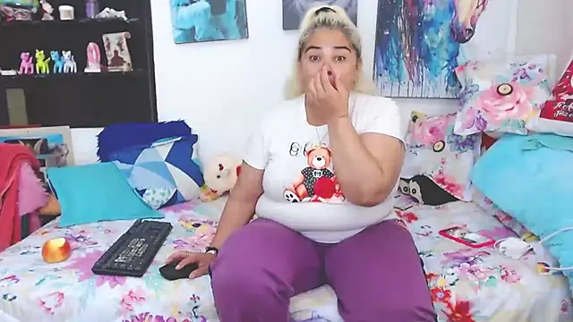 estrellita fugaz16x online show from February 2025 09:48:01 PM