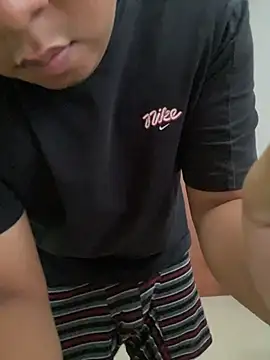 Snapshot of partyesban chatting on April 2026 04:25:01 PM partyesban online show from April 2026 04:25:01 PM