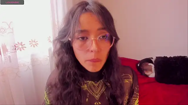 Snapshot of aluna_0310 chatting on December 2024 09:57:01 PM aluna 0310 online show from December 2024 09:57:01 PM