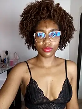 thaimy  online show from April 2026 03:01:01 AM