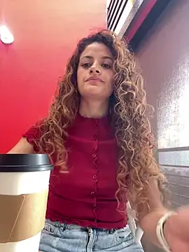 alana15 online show from March 2026 09:32:02 PM