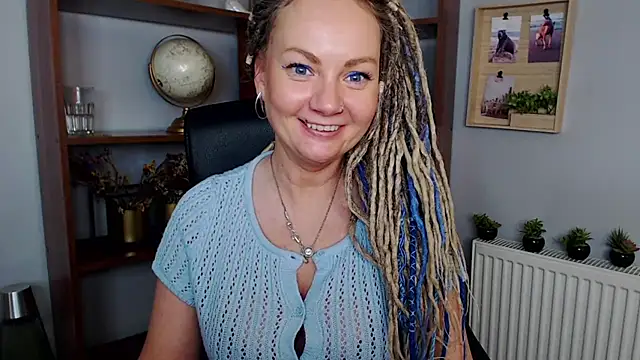 Snapshot of KayaMagic chatting on March 2025 05:03:02 PM KayaMagic online show from March 2025 05:03:02 PM