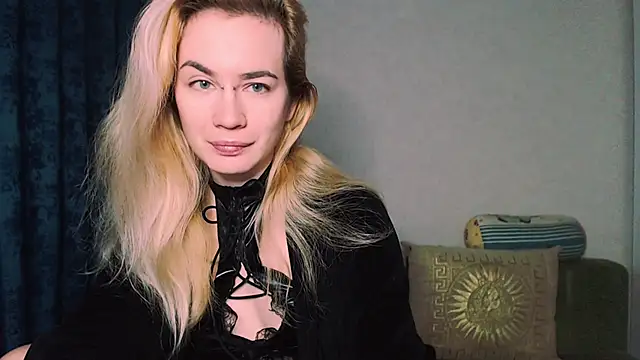 xxxcharismaaa online show from December 2024 04:36:02 AM