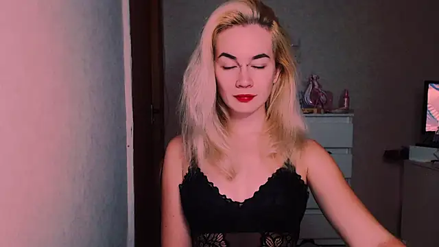 Snapshot of xxxcharismaaa chatting on October 2025 06:40:02 PM xxxcharismaaa online show from October 2025 06:40:02 PM