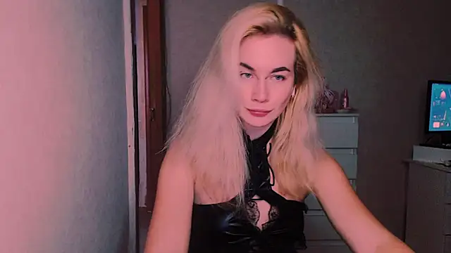 Snapshot of xxxcharismaaa chatting on November 2025 05:57:02 PM xxxcharismaaa online show from November 2025 05:57:02 PM