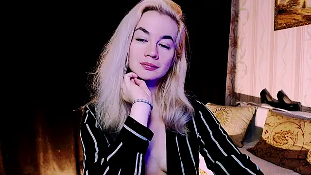 Snapshot of xxxcharismaaa chatting on November 2025 04:34:02 AM xxxcharismaaa online show from November 2025 04:34:02 AM