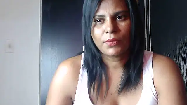 Snapshot of sunshinelady_ chatting on October 2025 12:30:02 PM sunshinelady online show from October 2025 12:30:02 PM