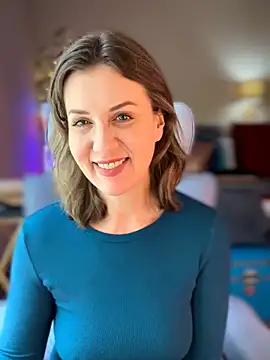 MaiseKnox online show from May 2026 06:13:01 PM