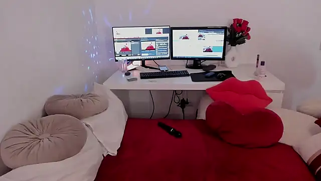 aryahunt1 online show from September 2025 09:44:01 AM