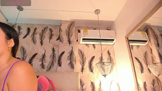 Vivi prinncess online show from November 2025 11:52:01 PM