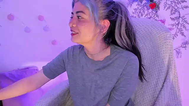 Sammysammy  online show from March 2025 04:03:02 AM