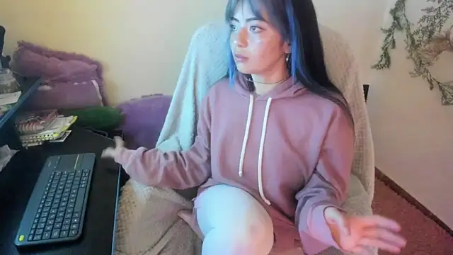 Sammysammy  online show from November 2025 08:35:01 AM