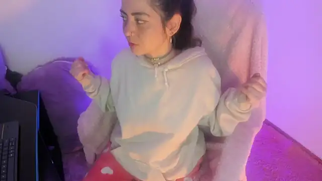 Sammysammy  online show from April 2026 04:46:01 AM