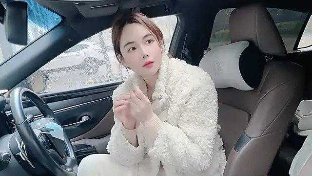 Snapshot of orla2021 chatting on March 2026 12:36:01 AM orla2021 online show from March 2026 12:36:01 AM