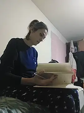 JoLeNe27 online show from February 2026 08:34:01 PM