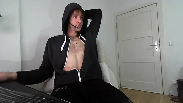 Snapshot of fit_ass_2021 chatting on February 2026 10:09:01 AM fit ass 2021 online show from February 2026 10:09:01 AM