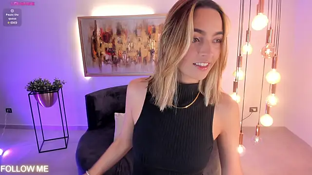 MelissaMoore  online show from January 2026 02:48:02 AM