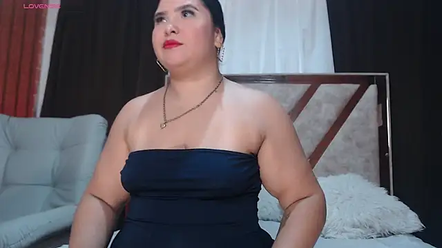 AGATHAA WHITE online show from March 2026 10:10:01 AM