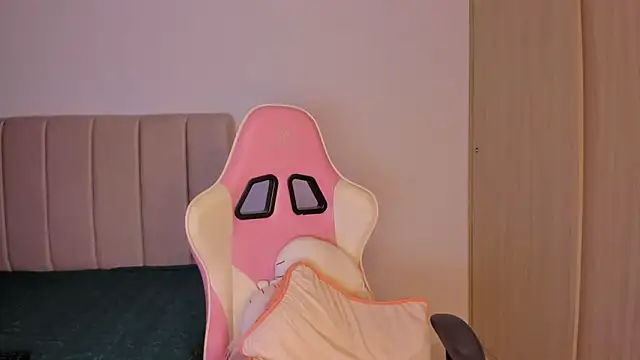 isa bunny online show from April 2026 06:42:02 AM