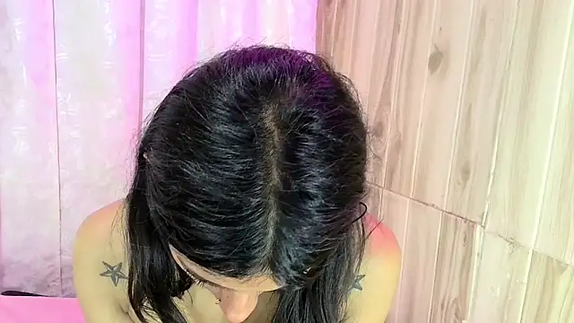 skinny Yizz online show from November 2025 08:22:01 PM